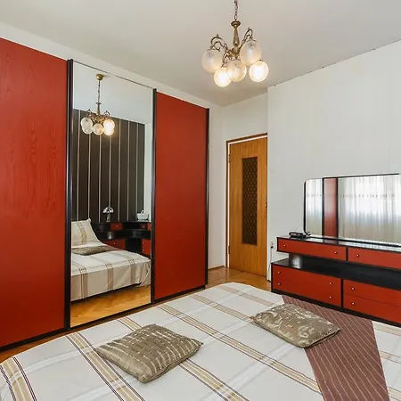 Apartment Ruzic Split